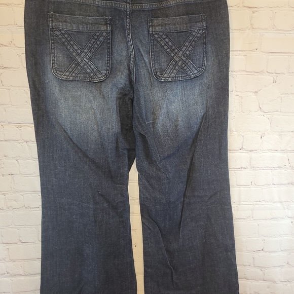 Mossimo Flare Leg Jeans - Picture 2 of 7